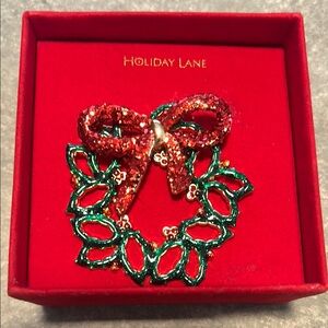 Macy’s sparkle holiday wreath brooch NIB